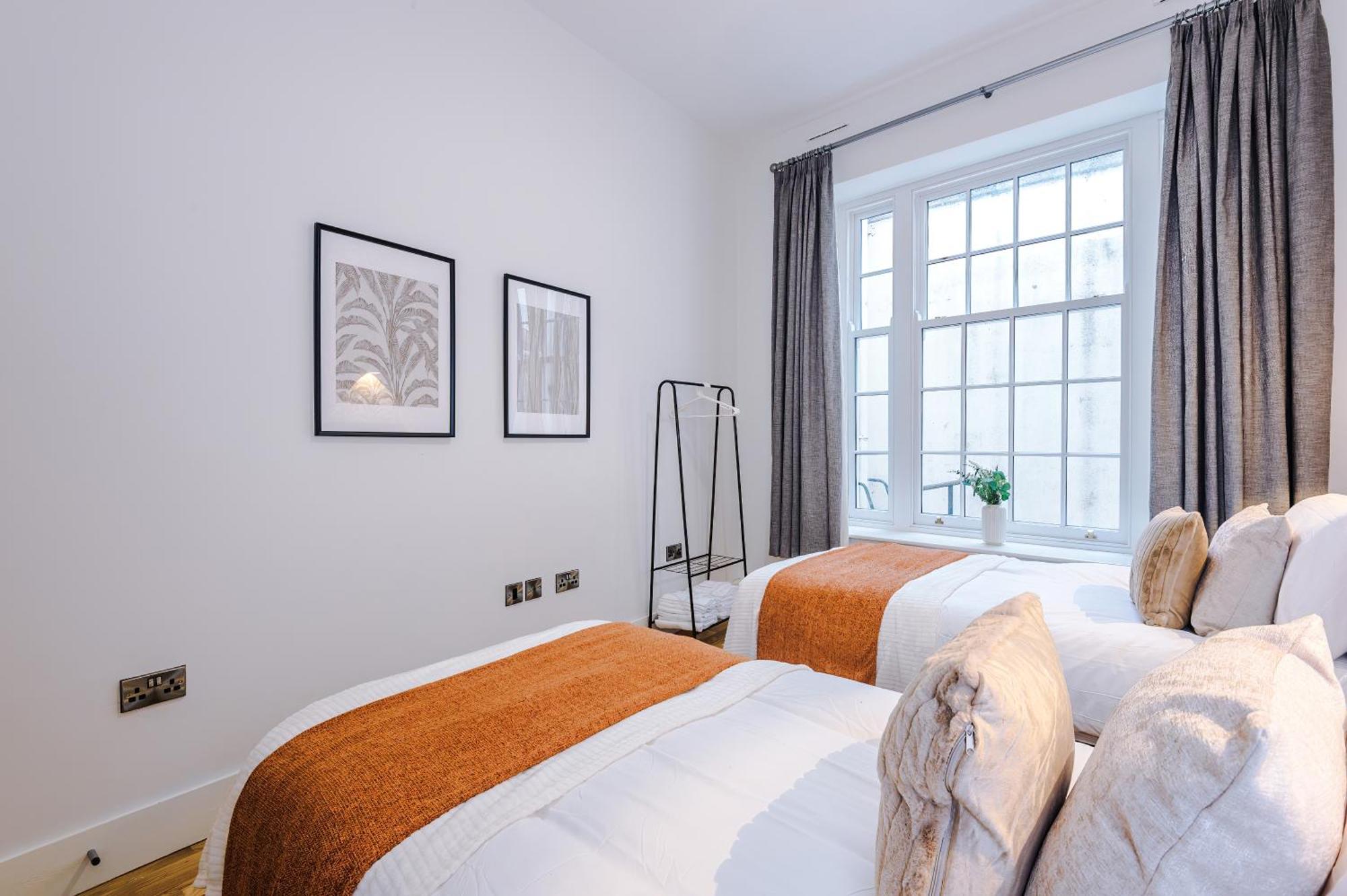 Appartement Charming 2 Bed In - Sleeps 6 *